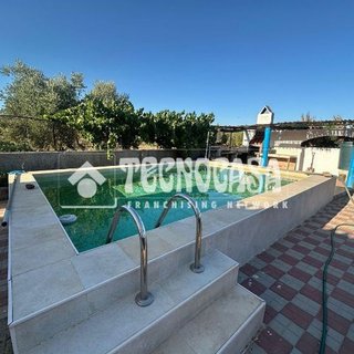 Casa adosada en venta en Andújar