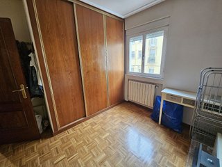 Piso en venta en Universidad - Los Lirios en Logroño