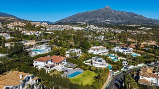 Chalet en alquiler en Los Naranjos en Marbella