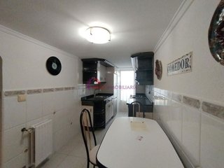 Piso en alquiler en Plaza España - Villa Pilar - Reyes Católicos - Vadillos en Burgos