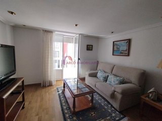 Piso en alquiler en Plaza España - Villa Pilar - Reyes Católicos - Vadillos en Burgos