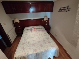 Piso en alquiler en Plaza España - Villa Pilar - Reyes Católicos - Vadillos en Burgos