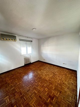 Piso en alquiler en Opañel en Madrid