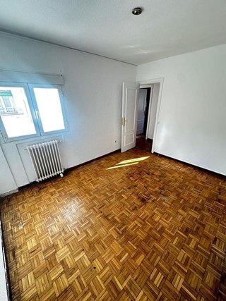 Piso en alquiler en Opañel en Madrid