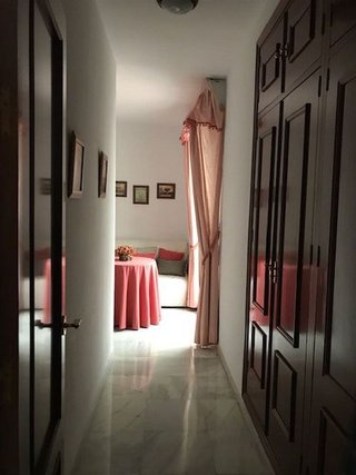 Piso en alquiler en Cruz Roja - Capuchinos en Sevilla