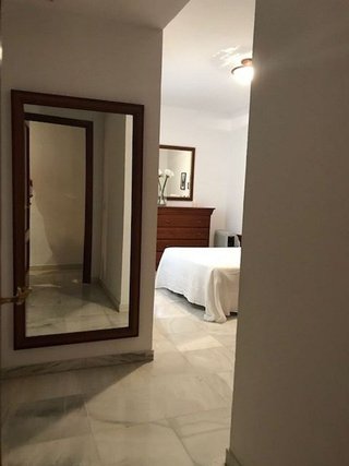 Piso en alquiler en Cruz Roja - Capuchinos en Sevilla