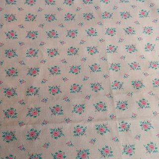 Retal de tela de invierno con estampado floral