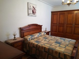 Piso en alquiler en Plaza España - Villa Pilar - Reyes Católicos - Vadillos en Burgos