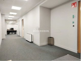 Oficina en venta en Centro en Logroño