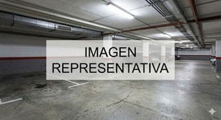 Garaje en venta en Roquetas Centro en Roquetas de Mar