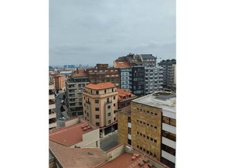 Piso en alquiler en Zona Teatro Campoamor en Oviedo