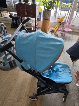 Magnífica sillla de paseo CYBEX LIBELLE azul