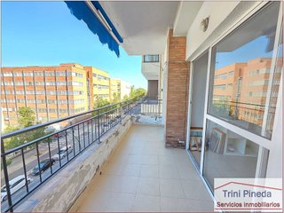 Piso en alquiler en Reina Mercedes - Heliópolis en Sevilla