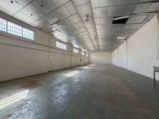 Nave industrial en alquiler en Polígonos - Recinto Ferial Cortijo de Torres en Málaga