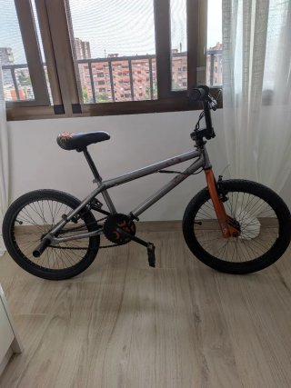 Bicicleta BMX