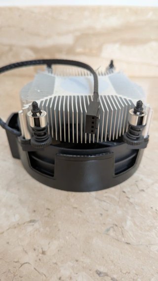 Disipador AMD Wraith Stealth AM5/AM4-NUEVO