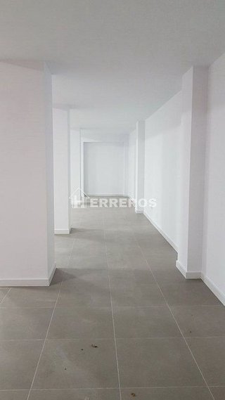 Local comercial en alquiler en Cascajos - Piqueras en Logroño
