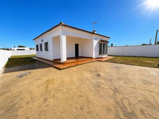 Chalet en venta en Núcleo Urbano en Chiclana de la Frontera