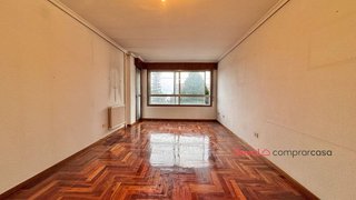 Piso en venta en Praza España - Casablanca en Vigo