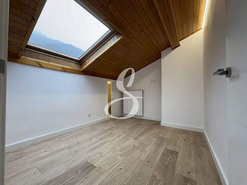 2-bedroom penthouse for sale in Encamp · 2 of 48