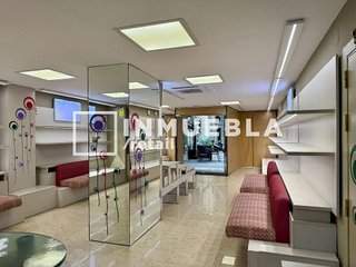 Local comercial en alquiler en L'Antiga Esquerra de l'Eixample en Barcelona
