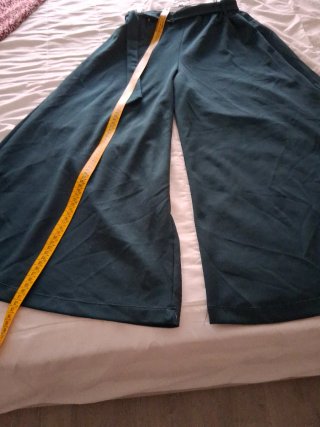 Falda pantalón verde talla única