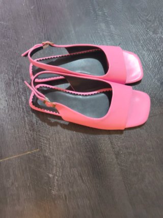 Sandalias rosas