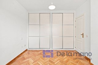 Piso en alquiler en Pacífico en Madrid