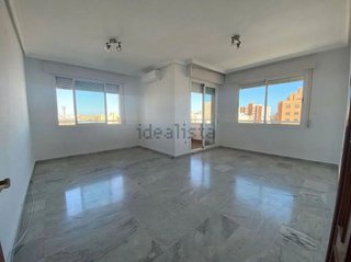 Piso en alquiler en Nueva Andalucía en Almería