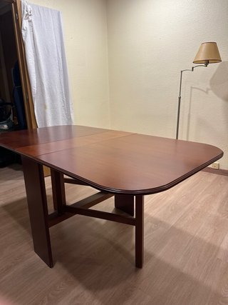 Mesa Extensible de Alas Color Cerezo