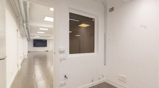 Local comercial en alquiler en La Nova Esquerra de l'Eixample en Barcelona