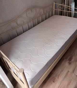 Cama  de Metal y colchon flex viscolastico 90x200