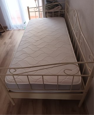 Cama  de Metal y colchon flex viscolastico 90x200