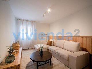 Piso en alquiler en Valdeacederas en Madrid