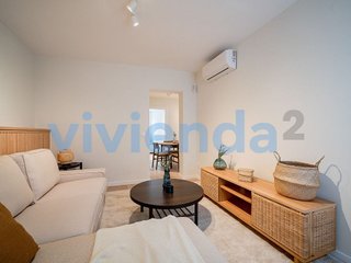 Piso en alquiler en Valdeacederas en Madrid