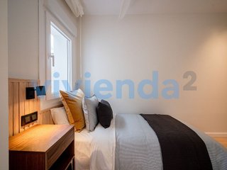 Piso en alquiler en Valdeacederas en Madrid