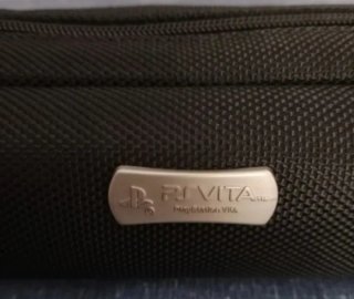 NUEVA. Funda Oficial PlayStation para PS Vita