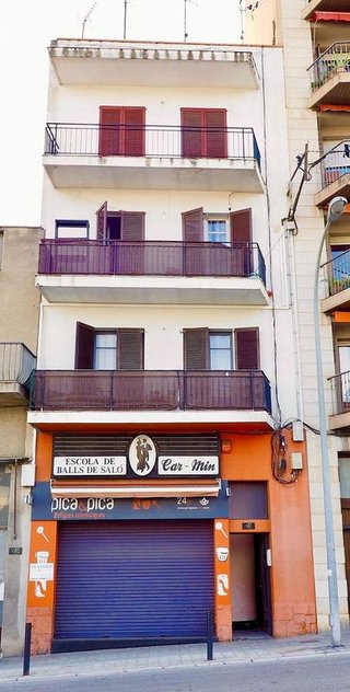 Edificio en venta en L'Eixample en Figueres