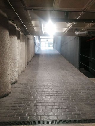 Garaje en alquiler en Berruguete en Madrid