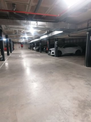 Garaje en alquiler en Berruguete en Madrid