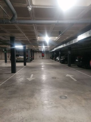 Garaje en alquiler en Berruguete en Madrid