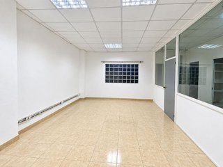 Local comercial en alquiler en La Bozada – Parque Delicias en Zaragoza