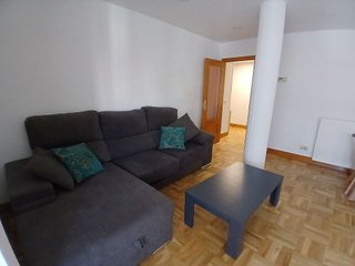 Piso en alquiler en Hospital - G3 - G2 en Burgos