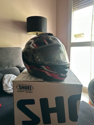 Casco de moto Shoei