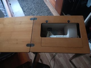 Macchina da cucire Singer 700