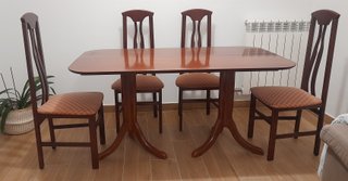 Conjunto mesa y 4 sillas madera