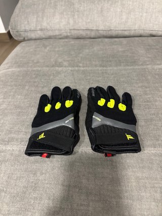 Guantes de Moto Rainers