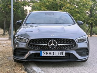 Mercedes-Benz CLA familiar AMG line único dueño
