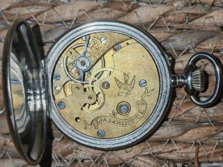 Reloj de bolsillo antiguo L'Alouette