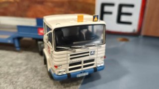 Camión Hidroeléctrica Española Escala 1:43